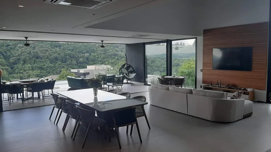 Foto 1 de Casa de Condomínio com 6 Quartos à venda, 560m² em Alphaville, Santana de Parnaíba