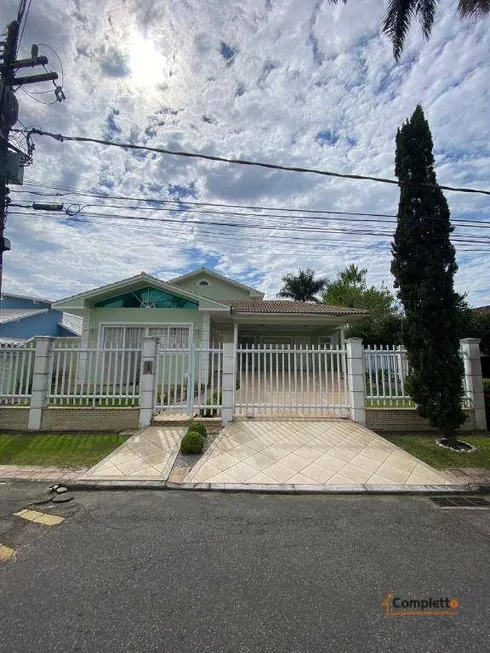 Foto 1 de Casa com 4 Quartos à venda, 374m² em Jacarepaguá, Rio de Janeiro