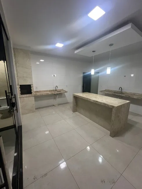 Foto 1 de Casa com 3 Quartos à venda, 98m² em Setor Santos Dumont, Goiânia