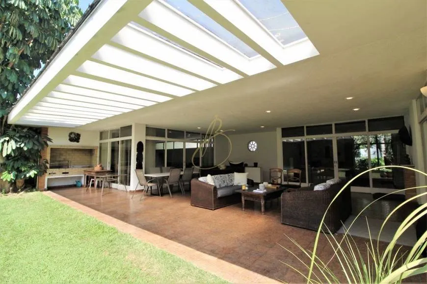 Foto 1 de Casa de Condomínio com 5 Quartos à venda, 744m² em Jardim Panorama, São Paulo