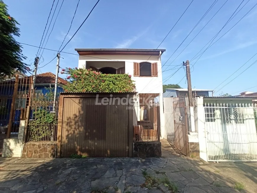 Foto 1 de Casa com 3 Quartos à venda, 150m² em Partenon, Porto Alegre