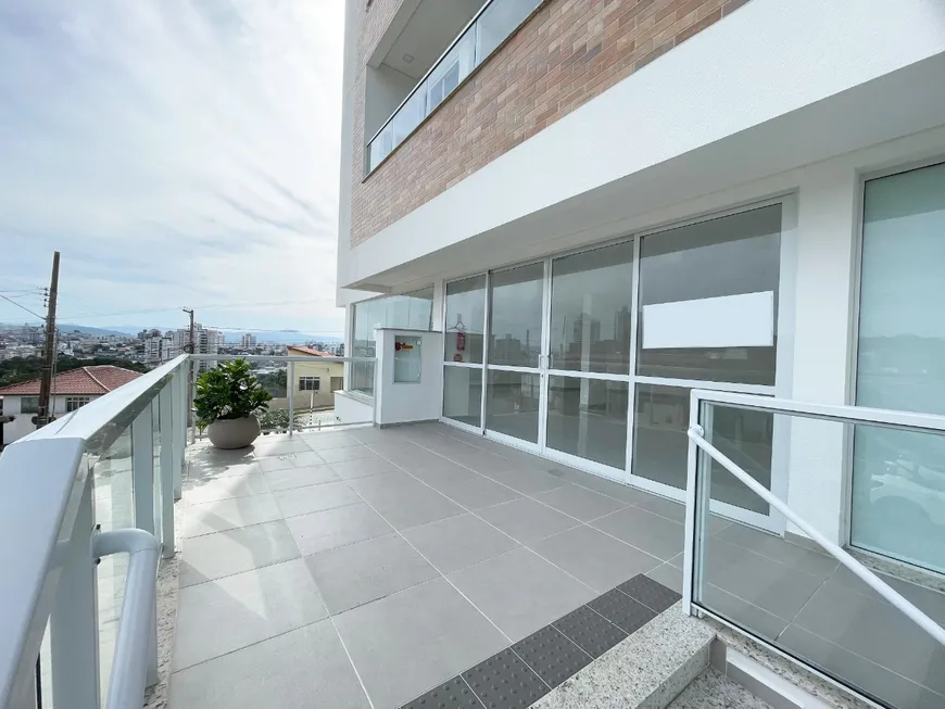 Foto 1 de Ponto Comercial à venda, 86m² em Estreito, Florianópolis