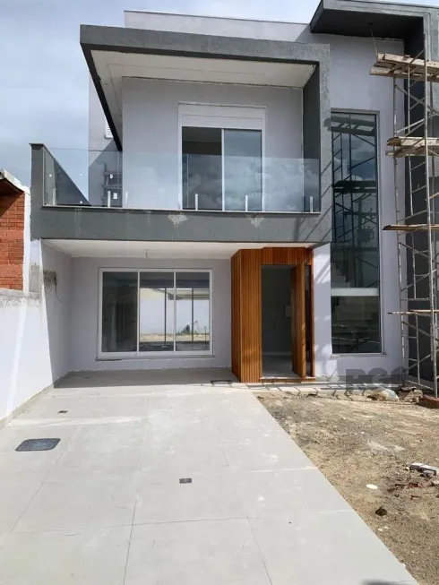 Foto 1 de Sobrado com 3 Quartos à venda, 135m² em Remanso, Xangri-lá