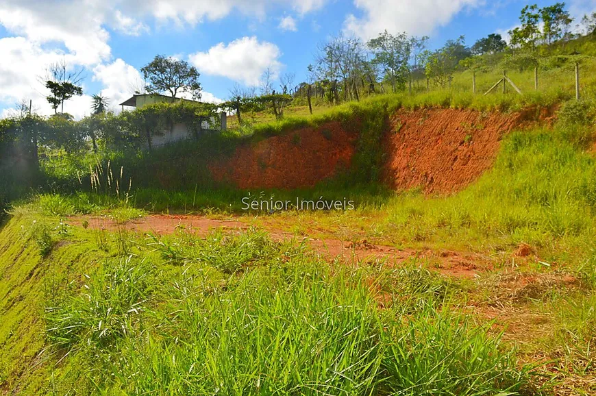 Foto 1 de Lote/Terreno à venda, 1670m² em Recanto dos Lagos, Juiz de Fora