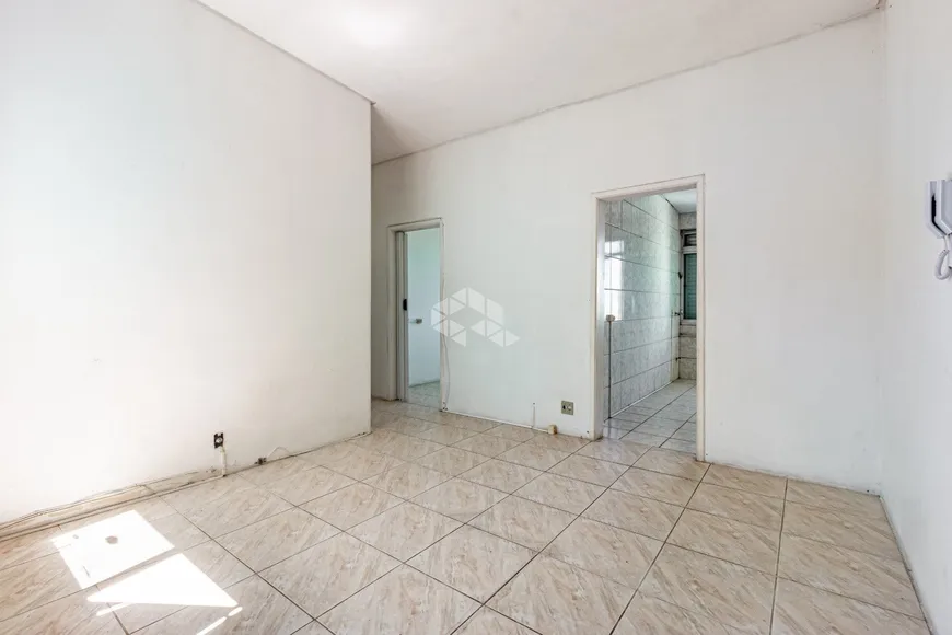 Foto 1 de Apartamento com 1 Quarto à venda, 40m² em Humaitá, Porto Alegre