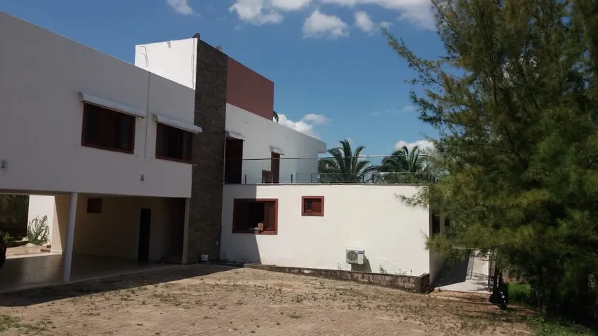 Foto 1 de Casa com 5 Quartos para alugar, 55635m² em Coqueiro, Crato