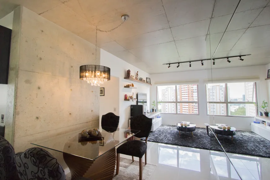 Foto 1 de Apartamento com 1 Quarto à venda, 70m² em Panamby, São Paulo