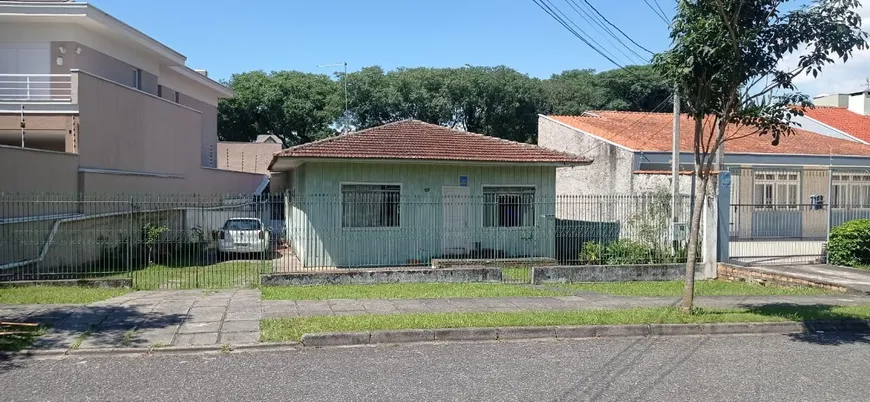 Foto 1 de Lote/Terreno à venda, 378m² em Água Verde, Curitiba