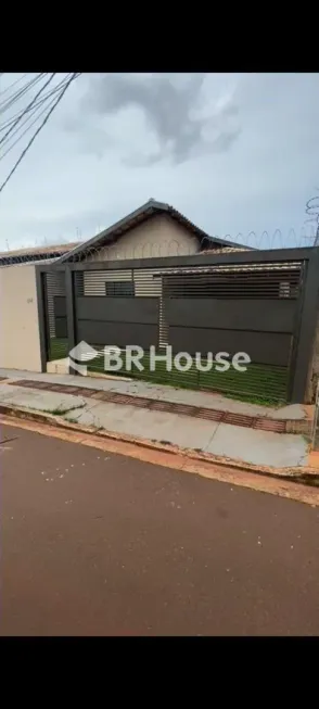 Foto 1 de Casa com 3 Quartos à venda, 136m² em Vila Ravenna, Campo Grande