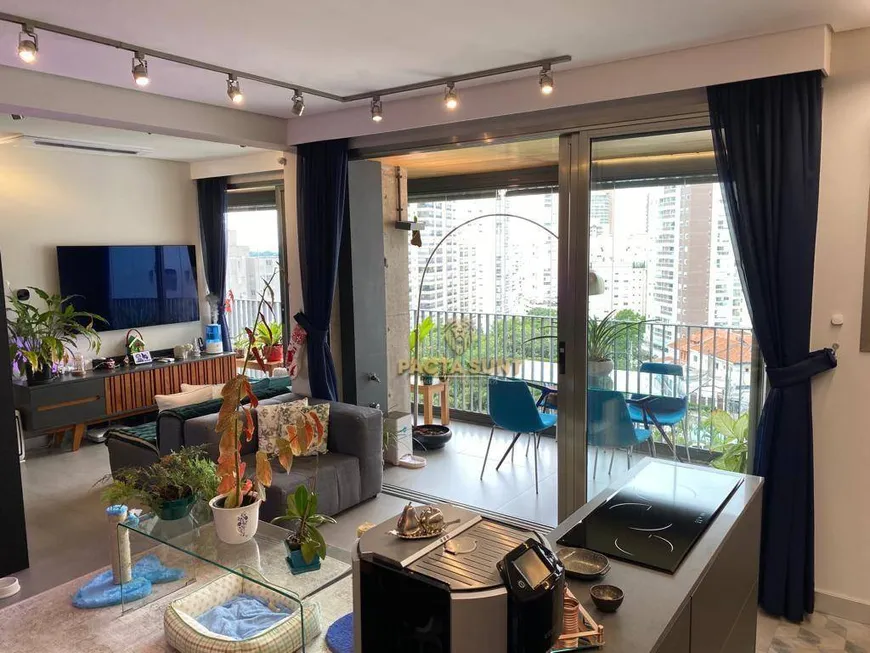 Foto 1 de Apartamento com 1 Quarto à venda, 67m² em Vila Mariana, São Paulo