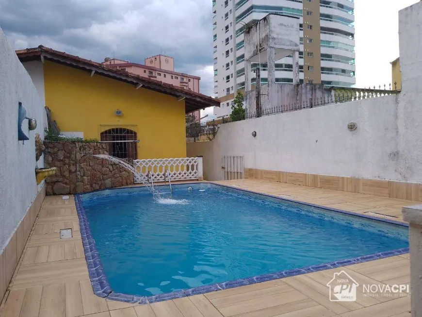 Foto 1 de Casa com 2 Quartos à venda, 129m² em Vila Caicara, Praia Grande