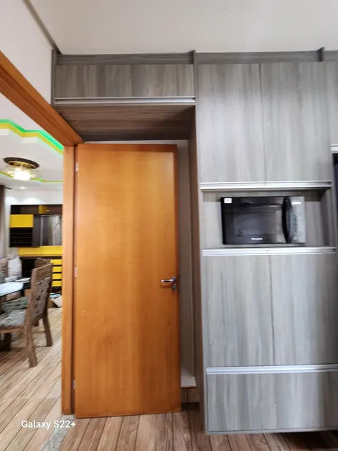 Foto 1 de Casa com 3 Quartos para alugar, 250m² em Tarumã Açu, Manaus