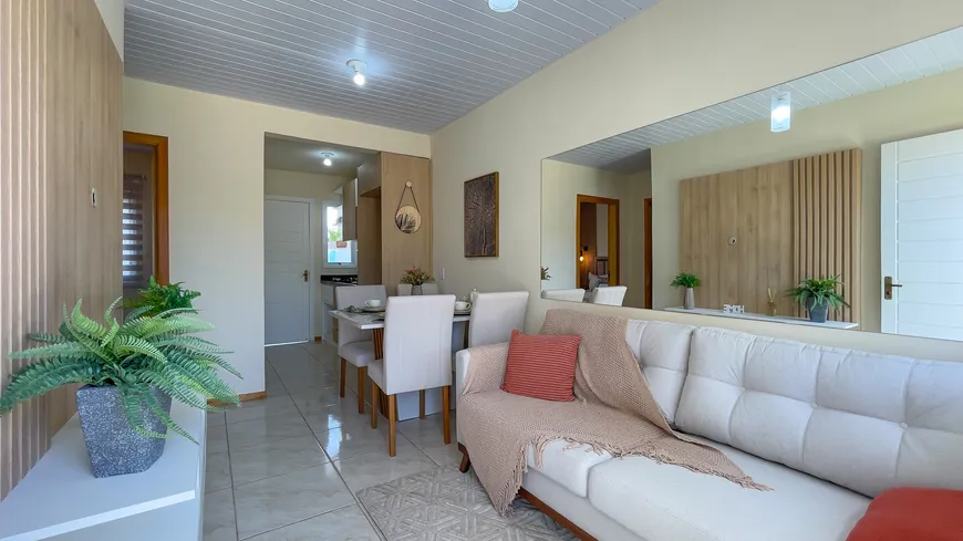 Foto 1 de Casa com 2 Quartos à venda, 54m² em Morada do Valle II, Gravataí