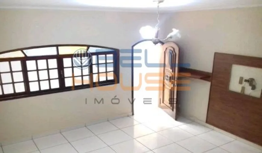 Foto 1 de Casa com 2 Quartos à venda, 76m² em Vila Floresta, Santo André