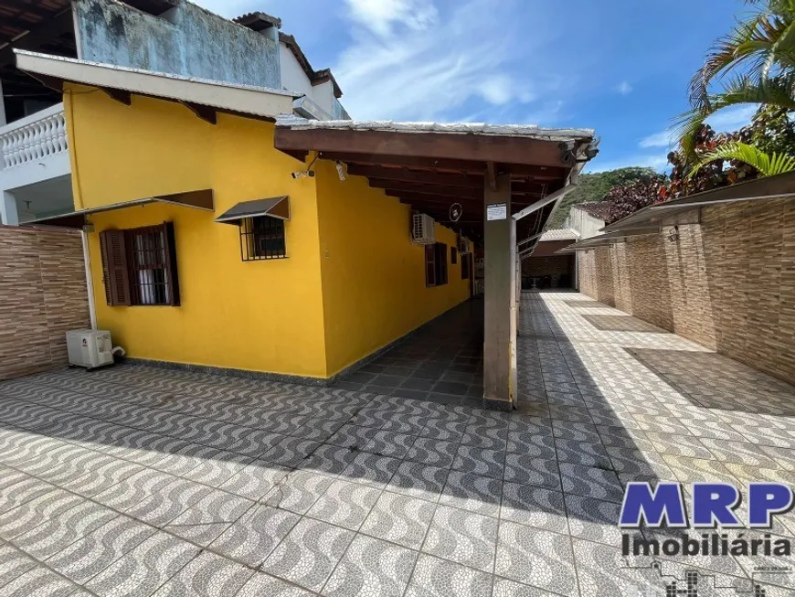 Foto 1 de Casa com 2 Quartos à venda, 112m² em Sumaré, Caraguatatuba