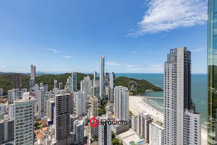 Foto 1 de Apartamento com 4 Quartos à venda, 228m² em Barra Norte, Balneário Camboriú