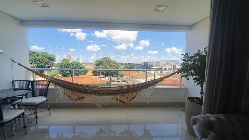 Foto 1 de Apartamento com 3 Quartos à venda, 147m² em Duque de Caxias, Cuiabá