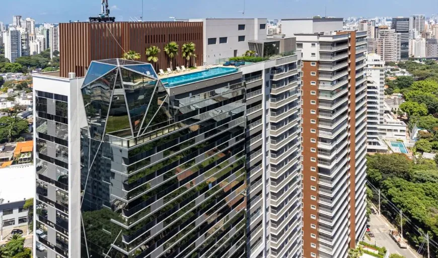 Foto 1 de Apartamento com 2 Quartos à venda, 65m² em Moema, São Paulo