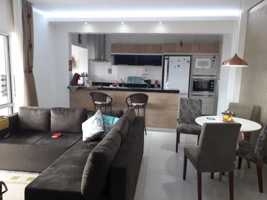 Foto 1 de Apartamento com 2 Quartos à venda, 71m² em Boa Vista, São Vicente