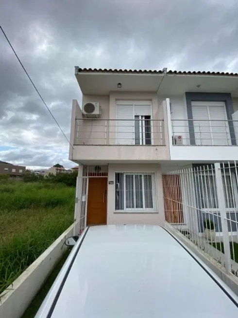 Foto 1 de Casa com 2 Quartos à venda, 84m² em Hípica, Porto Alegre