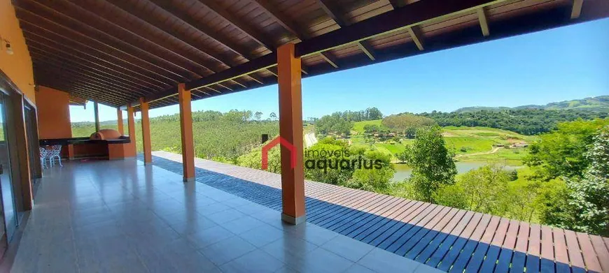 Foto 1 de Casa de Condomínio com 4 Quartos à venda, 500m² em Zona Rural, Paraibuna