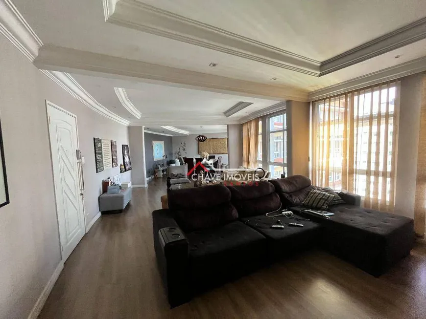 Foto 1 de Apartamento com 3 Quartos à venda, 240m² em Ponta da Praia, Santos