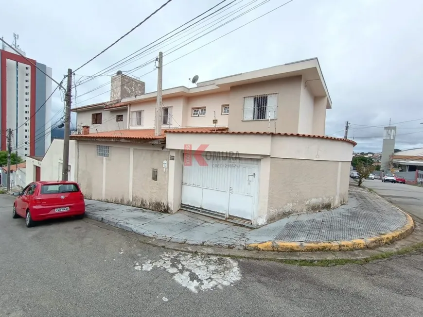 Foto 1 de Sobrado com 3 Quartos à venda, 155m² em Vila Lavínia, Mogi das Cruzes