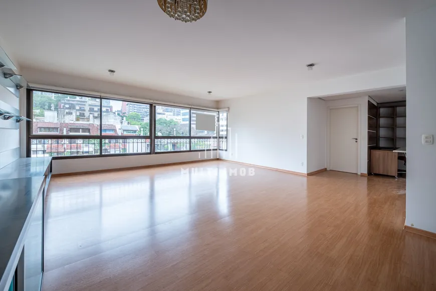 Foto 1 de Apartamento com 3 Quartos à venda, 140m² em Mont' Serrat, Porto Alegre