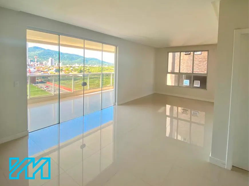 Foto 1 de Apartamento com 3 Quartos à venda, 143m² em Meia Praia, Itapema