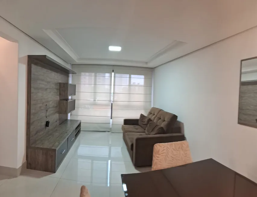 Foto 1 de Apartamento com 2 Quartos à venda, 73m² em Passo da Areia, Porto Alegre