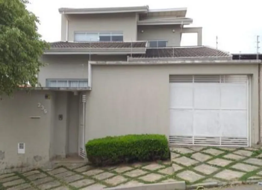 Foto 1 de Casa com 3 Quartos à venda, 75m² em Cezar de Souza, Mogi das Cruzes