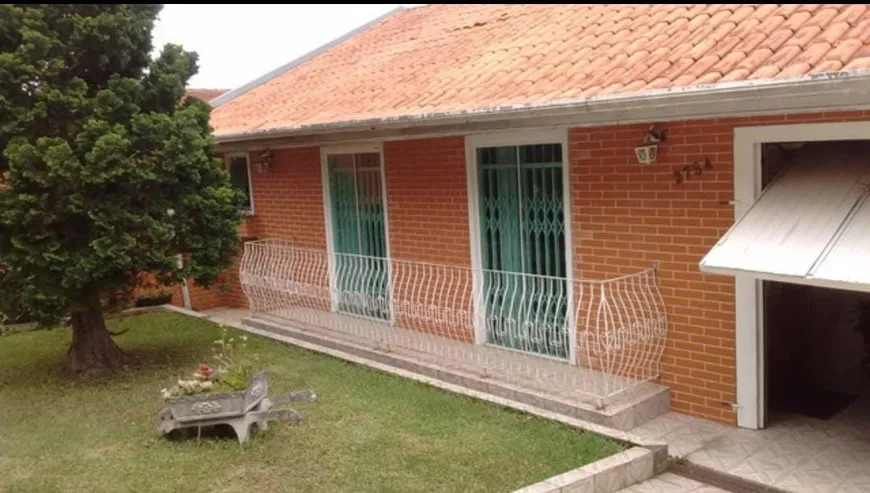 Foto 1 de Casa com 3 Quartos à venda, 250m² em Boqueirão, Curitiba