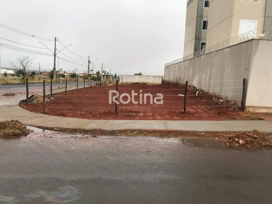 Foto 1 de Lote/Terreno à venda, 279m² em Loteamento Portal do Vale II, Uberlândia