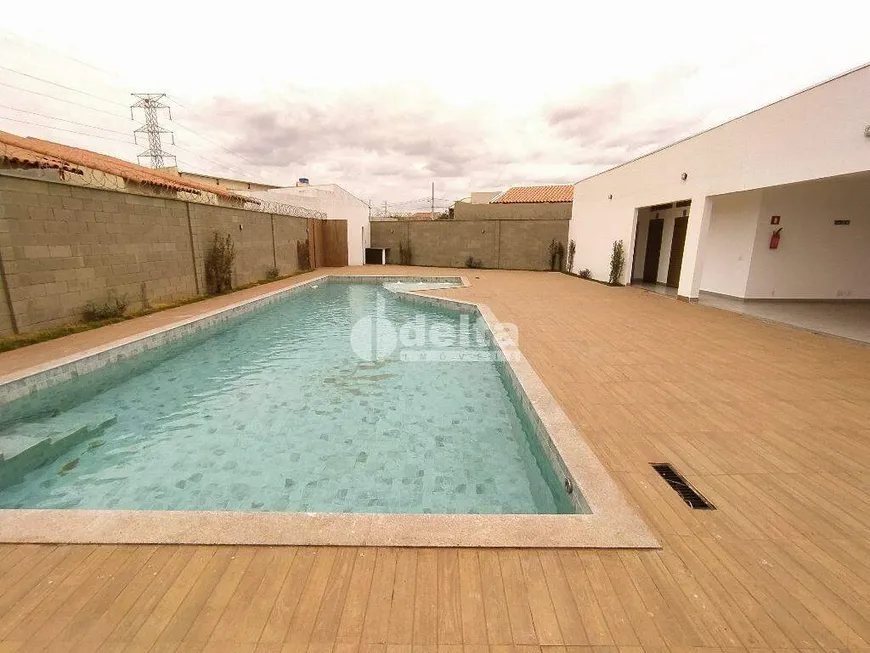 Foto 1 de Apartamento com 2 Quartos à venda, 45m² em Jardim Canaã, Uberlândia