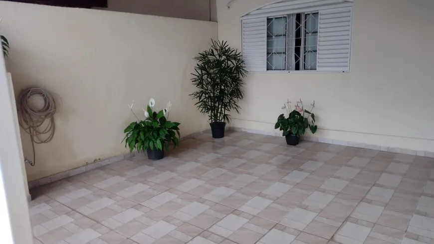 Foto 1 de Casa com 3 Quartos à venda, 110m² em Palmeiras de São José, São José dos Campos