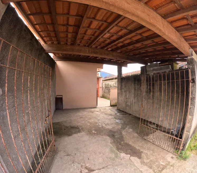 Foto 1 de Casa com 2 Quartos à venda, 135m² em Perequê-Açu, Ubatuba