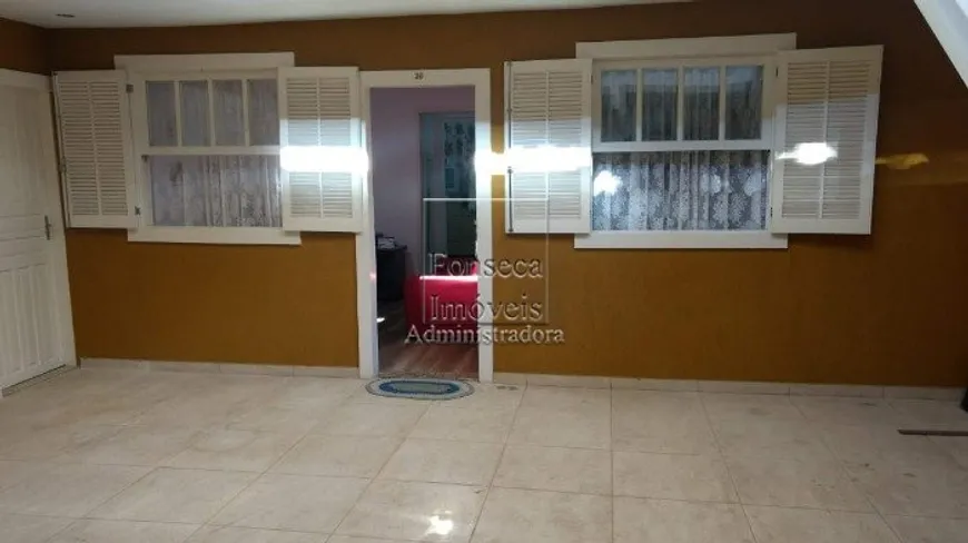 Foto 1 de Casa com 2 Quartos à venda, 70m² em Bingen, Petrópolis