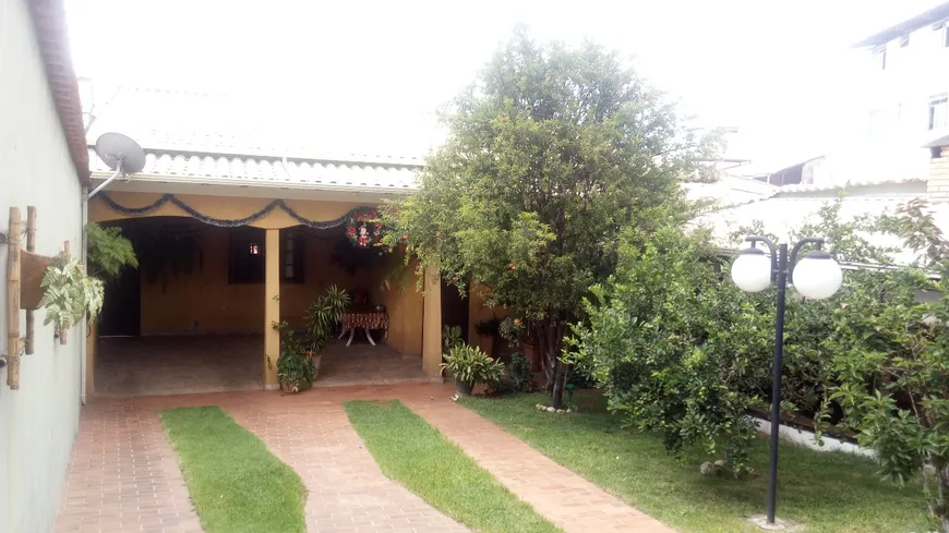 Foto 1 de Casa com 3 Quartos à venda, 220m² em Novo Eldorado, Contagem