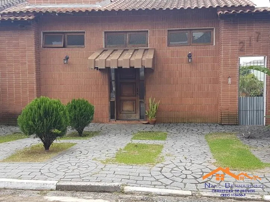 Foto 1 de Casa de Condomínio com 3 Quartos para alugar, 200m² em Arujazinho IV, Arujá