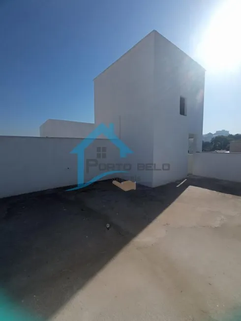 Foto 1 de Casa com 2 Quartos à venda, 28m² em Vila Cristina, Betim