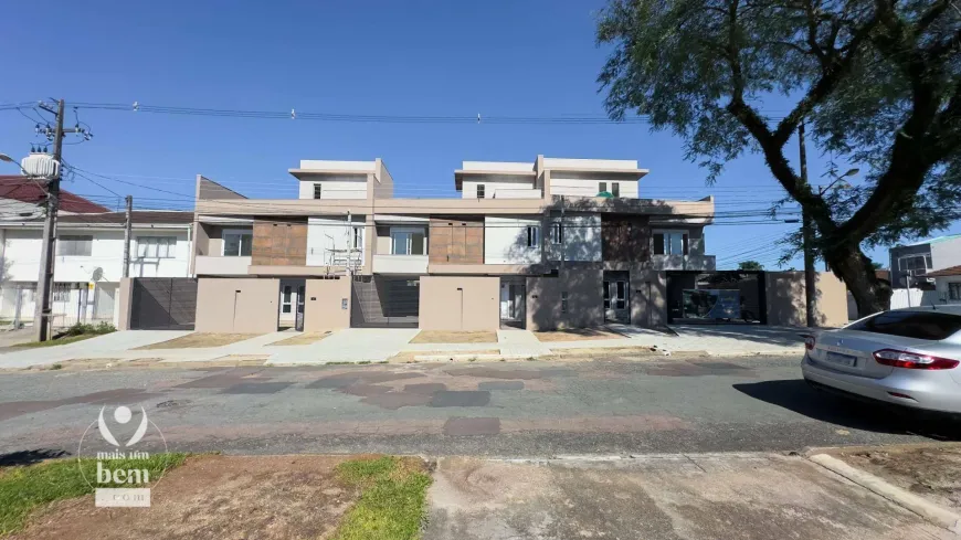 Foto 1 de Casa de Condomínio com 3 Quartos à venda, 182m² em Bacacheri, Curitiba