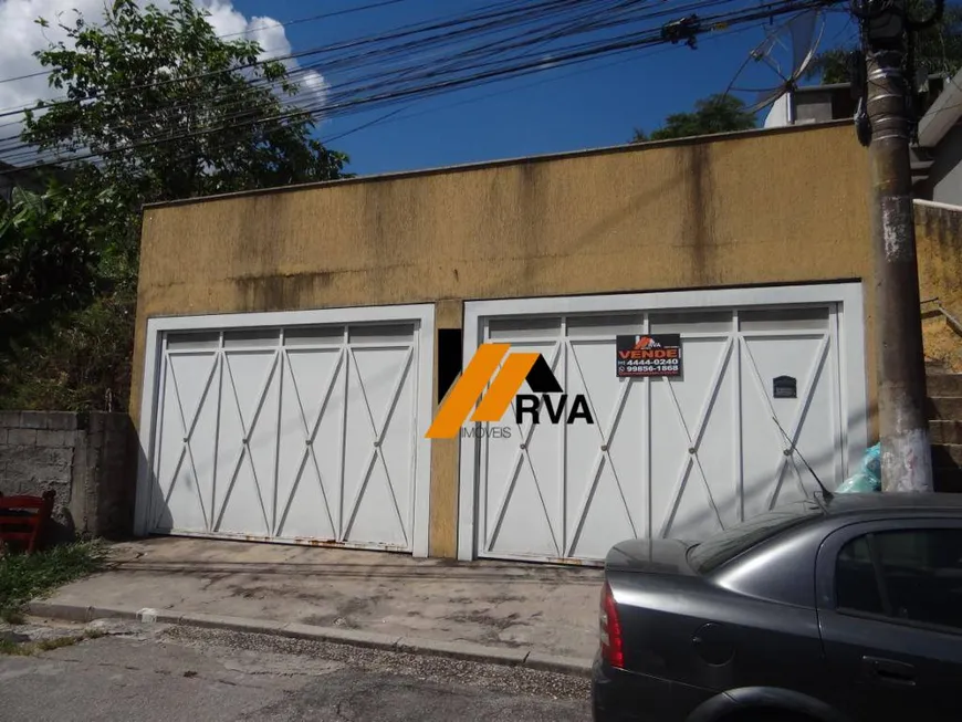 Foto 1 de Casa com 3 Quartos à venda, 440m² em Vila Caiuba, São Paulo