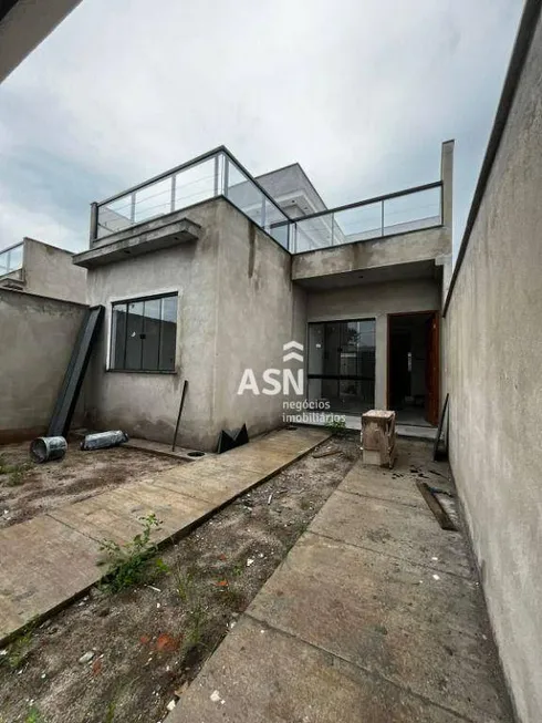 Foto 1 de Casa com 3 Quartos à venda, 97m² em Village de Rio das Ostras, Rio das Ostras