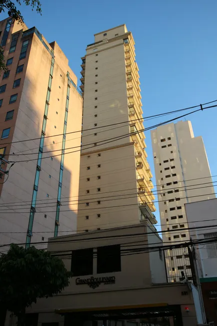 Foto 1 de Apartamento com 3 Quartos à venda, 199m² em Jardim Paulistano, São Paulo