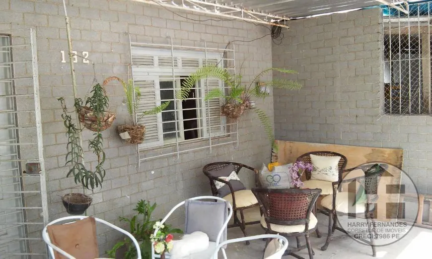 Foto 1 de Casa com 5 Quartos à venda, 242m² em Tamarineira, Recife