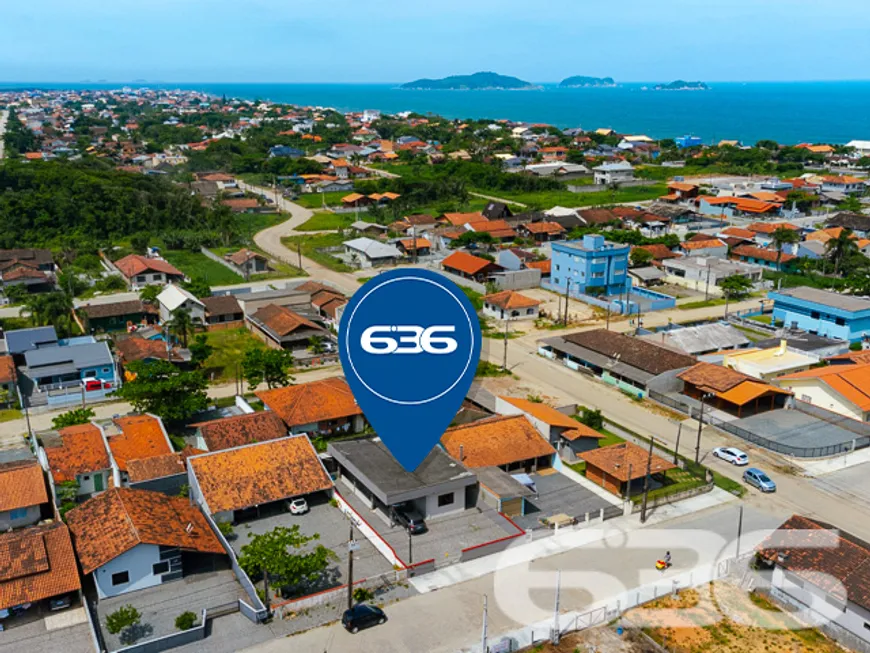 Foto 1 de Casa com 2 Quartos à venda, 150m² em Salinas, Balneário Barra do Sul