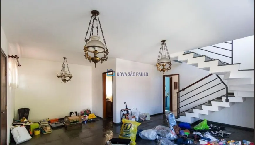 Foto 1 de Casa com 3 Quartos à venda, 200m² em Parque Jabaquara, São Paulo