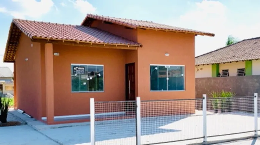 Foto 1 de Casa de Condomínio com 2 Quartos à venda, 54m² em Caluge, Itaboraí