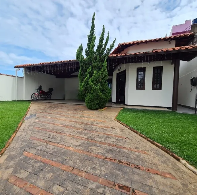 Foto 1 de Casa com 4 Quartos à venda, 239m² em Diamante, Belo Horizonte