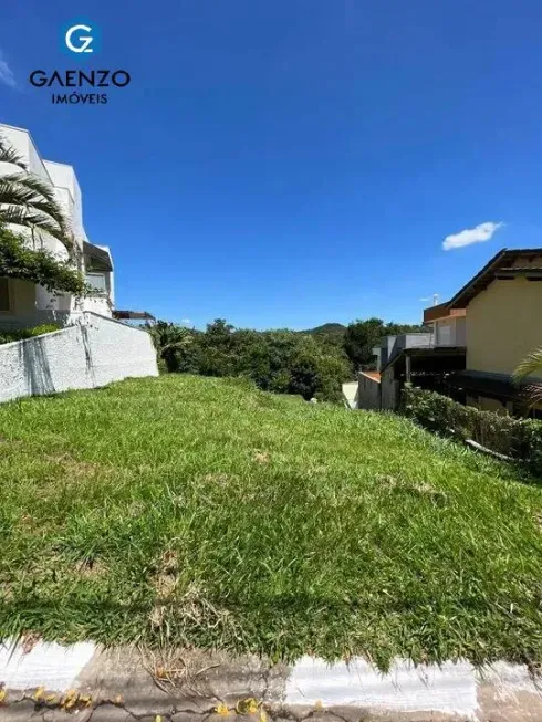 Foto 1 de Lote/Terreno à venda, 596m² em Jardim São Luís, Santana de Parnaíba